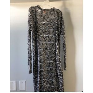 NEW W/O TAGS Mossimo knit cardigan size M